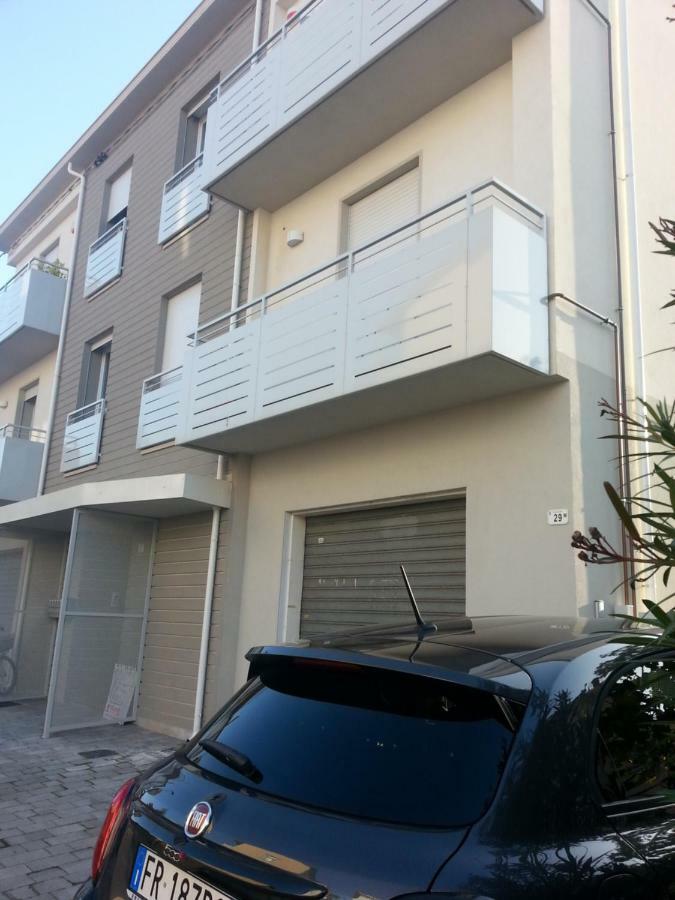 Nuovo Bilocale In Via Lagomaggio, 31 Rimini Eksteriør billede